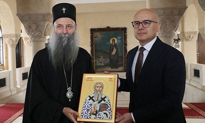 Сербский Патриарх благословил нового премьер-министра иконой свт. Саввы